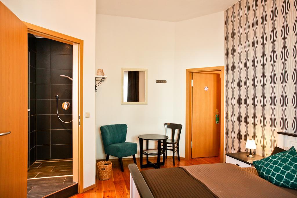 Pension & Ferienwohnung Oberhof 810 M Buitenkant foto