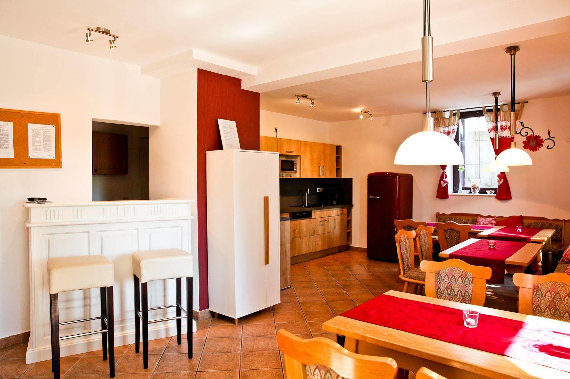 Pension & Ferienwohnung Oberhof 810 M Buitenkant foto