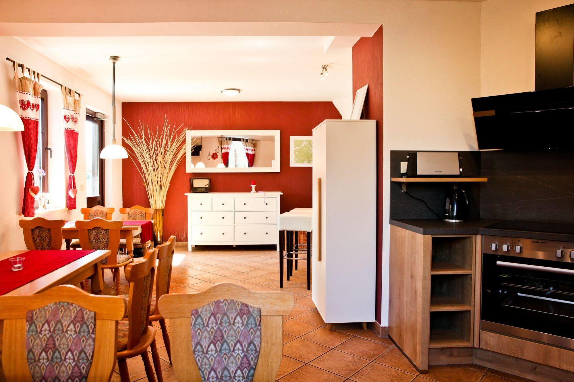 Pension & Ferienwohnung Oberhof 810 M Buitenkant foto