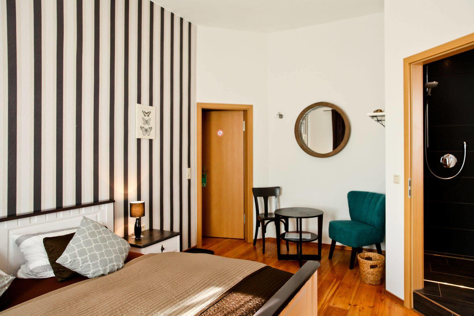 Pension & Ferienwohnung Oberhof 810 M Buitenkant foto