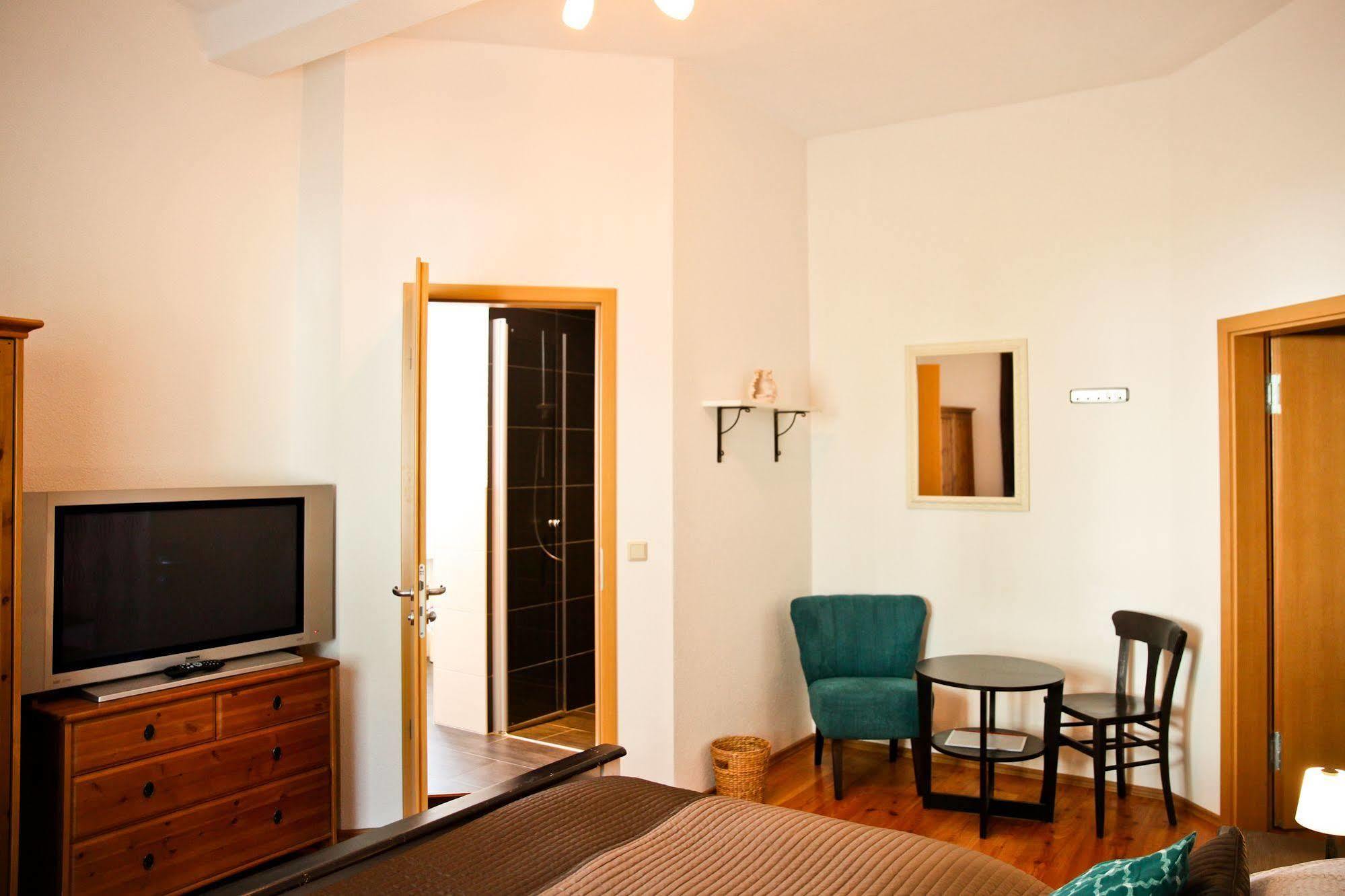 Pension & Ferienwohnung Oberhof 810 M Buitenkant foto
